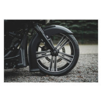 Killer Custom, ''Bulldog'' front fender, 5.5 x 21 fat wheels