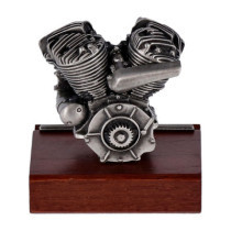 Mini moteur Flathead de chez V-Twin - Socle bois et moteur en etain