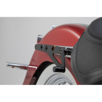 SLH SIDE CARRIER RIGHT Harley-Davidson Softail Deluxe