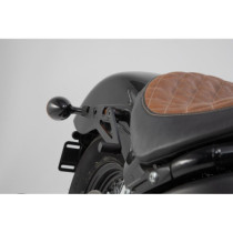 SLH SIDE CARRIER RIGHT Harley-Davidson Street Bob/ Slim/ Standard