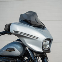 Pare-brise sport Pro Flare - 10" - Harley Davidson Street Glide à partir de 2024 - Dark smoke