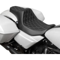 Seat Predator 3 Double Diamond Silver Vinyl Touring