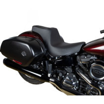 Predator III Seat - Smooth - Black - Softail 18+