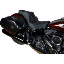 Predator III Seat - Double Diamond - Black w/ Silver Stitching - Softail 18+